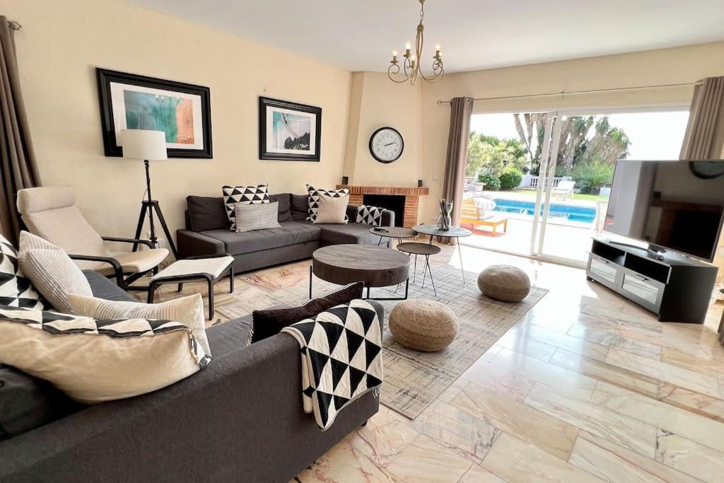 Villa Scenic With Private Pool - Sleeps 8 Mijas Exterior foto